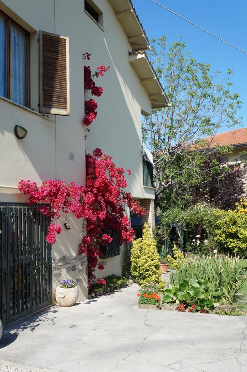 Bed and Breakfast Il Giardino Penne Esterno foto