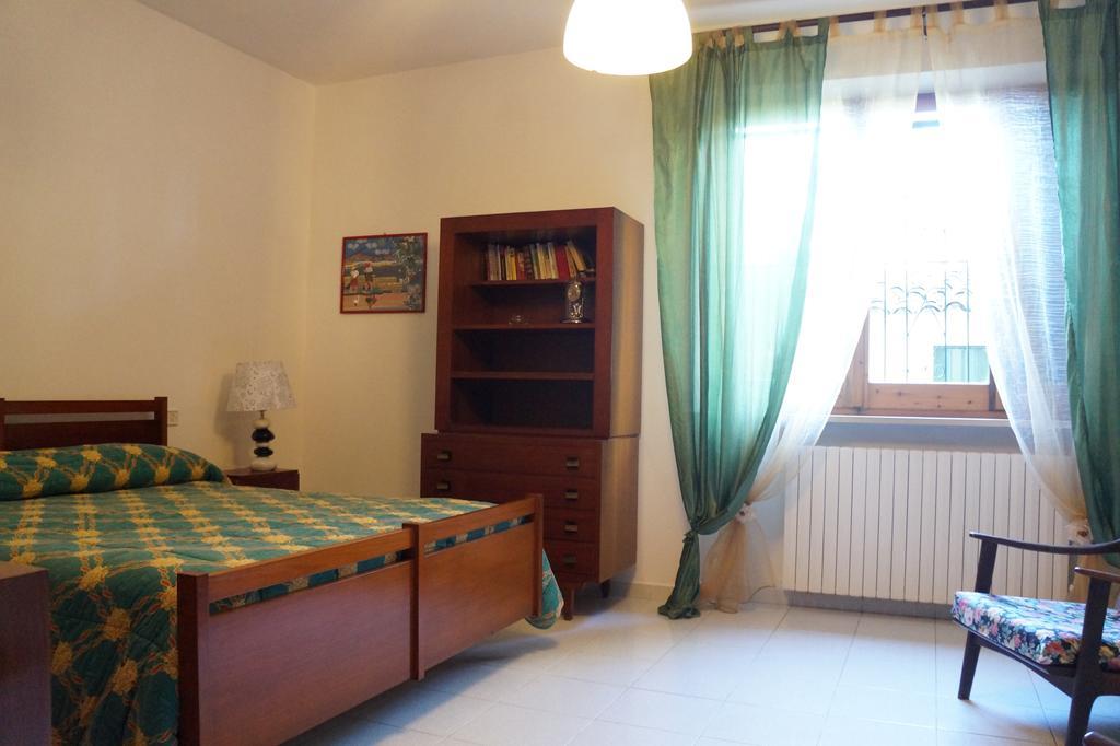 Bed and Breakfast Il Giardino Penne Camera foto